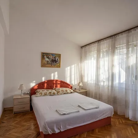 Nada Golden Rose House Casa vacanze