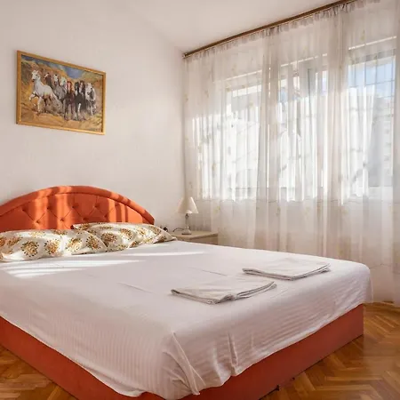 Nada Golden Rose House Casa vacanze