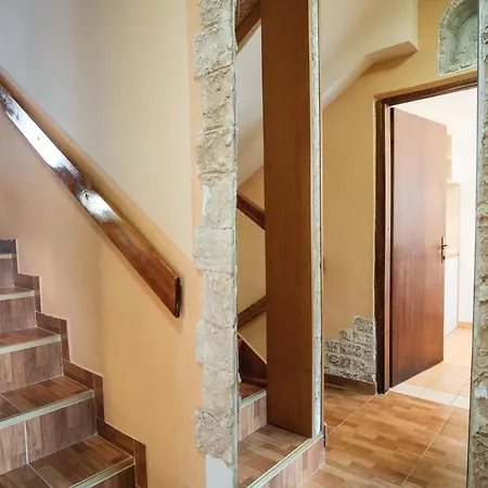 Casa vacanze Nada Golden Rose House
